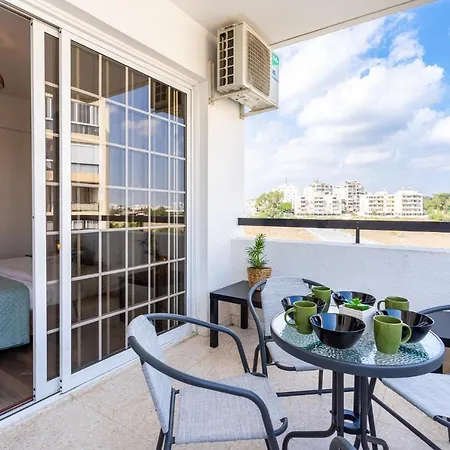 Апартаменты Araminta 2-bedroom In *