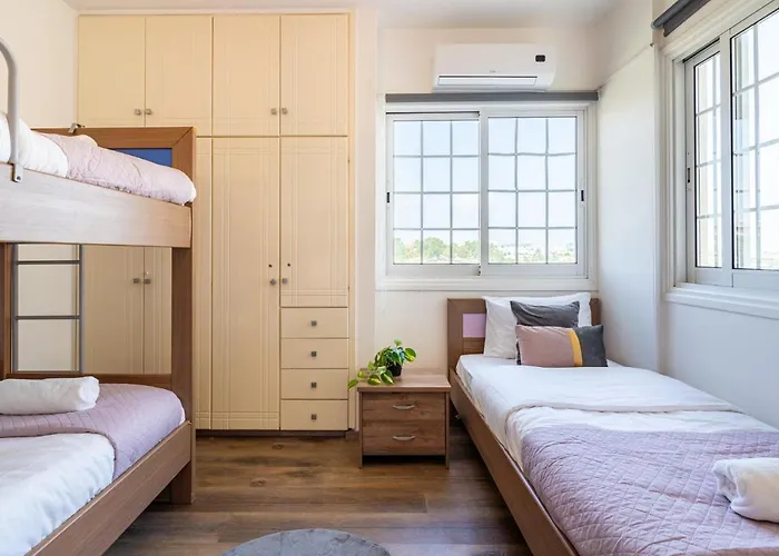 アパート Araminta 2-bedroom In ラルナカ