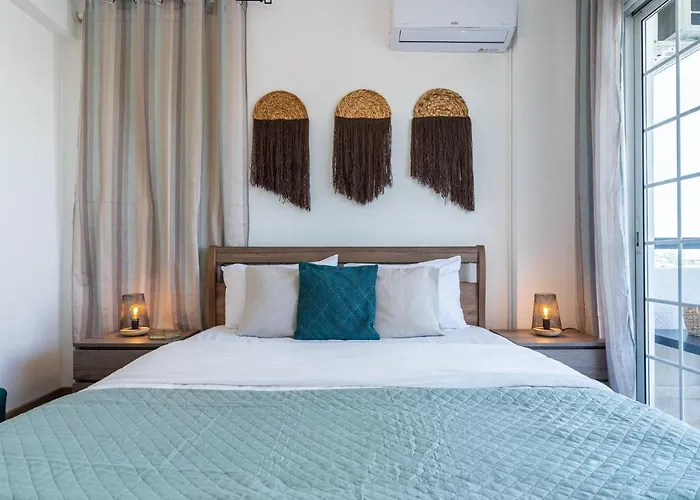 Araminta 2-bedroom In Апартаменти Ларнака